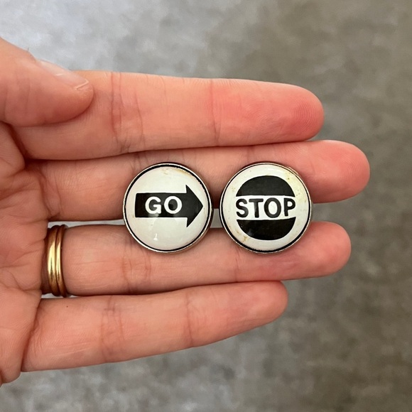 Vintage Duchamp London Cufflinks Go Arrow Stop Sign Black White Round Retro Rare - Picture 1 of 8